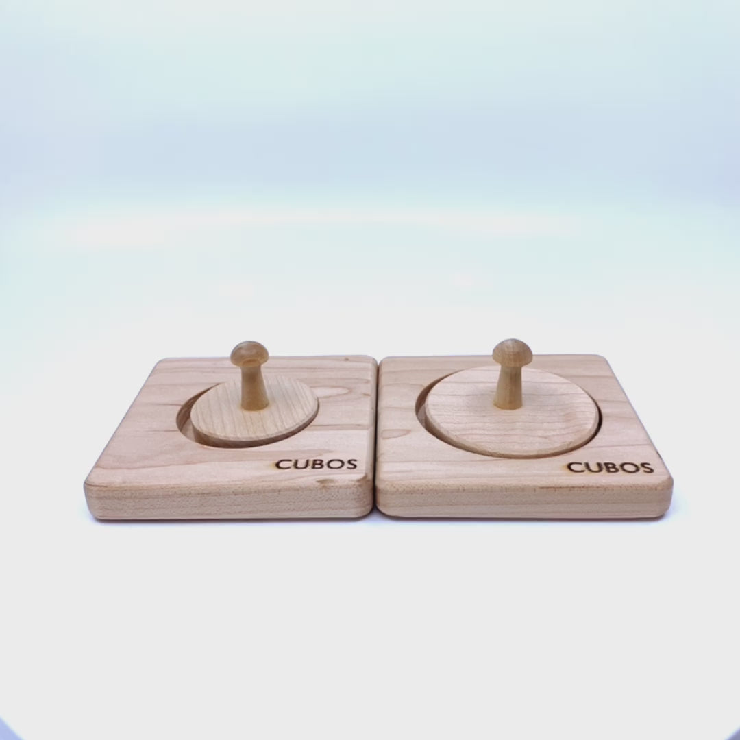 360-degree view of the Cubos circle puzzles (closed)