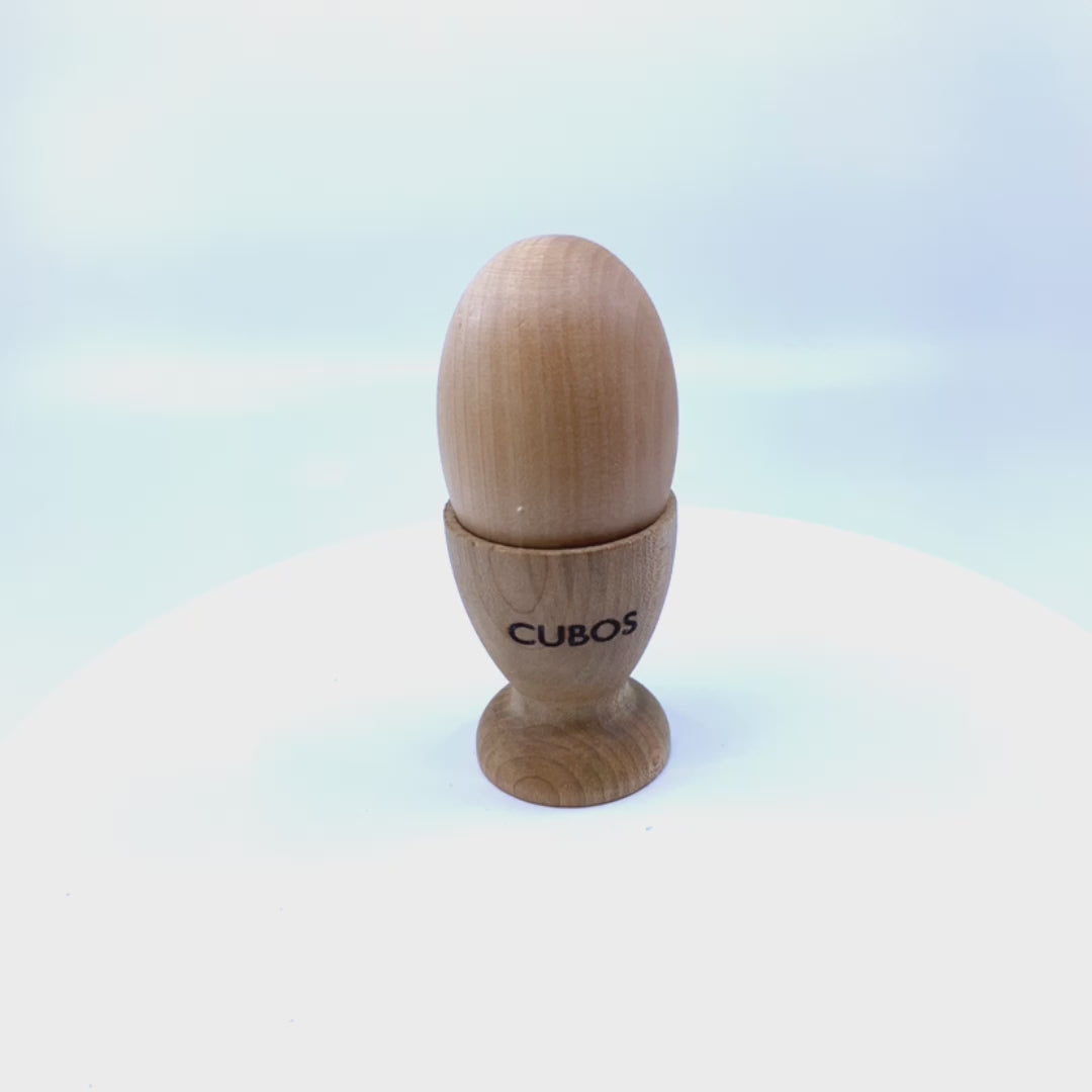 360-degree view of the Cubos Egg & Cup