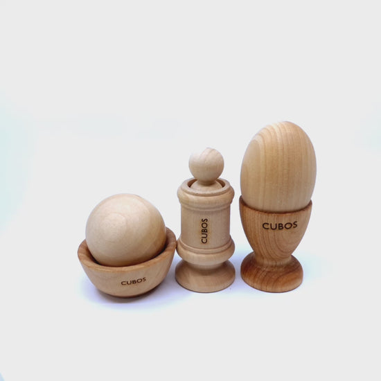 360-degree view of the Cubos Ball Bowl Peg & Egg Cup
